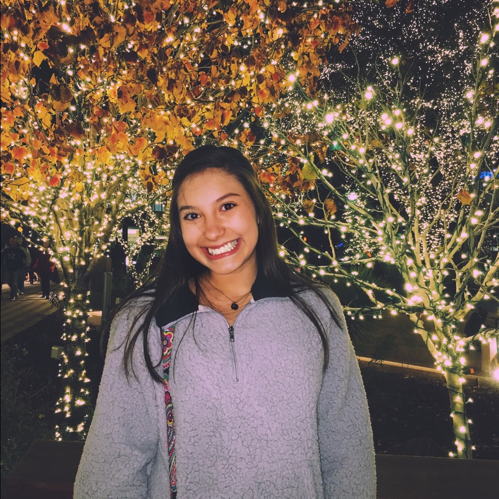 Meet your Posher, Amahya